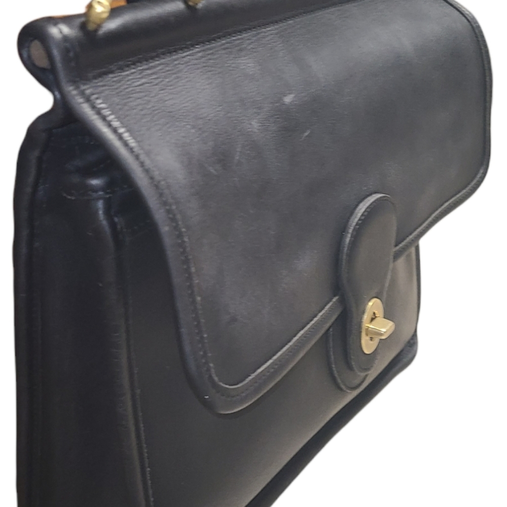 Make an offer Vintage coach willis